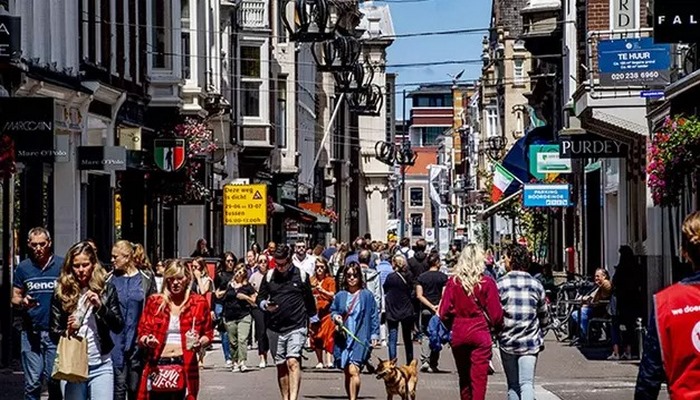 Almanya'dan kritik 'ikinci dalga' uyarısı