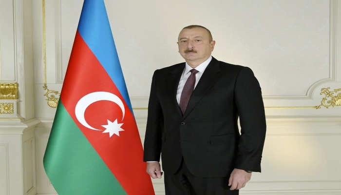 Azerbaycan Cumhurbaşkanı Aliyev: Ateşkesi isteyen ülkeler neden Ermenistan'a silah gönderiyor?