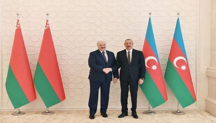 Azərbaycan və Belarus prezidentlərinin təkbətək görüşü başlayıb