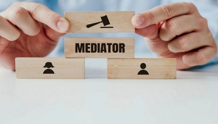 Azərbaycanda mediator olması qadağan edilən şəxslərin siyahısı GENİŞLƏNDİRİLİB