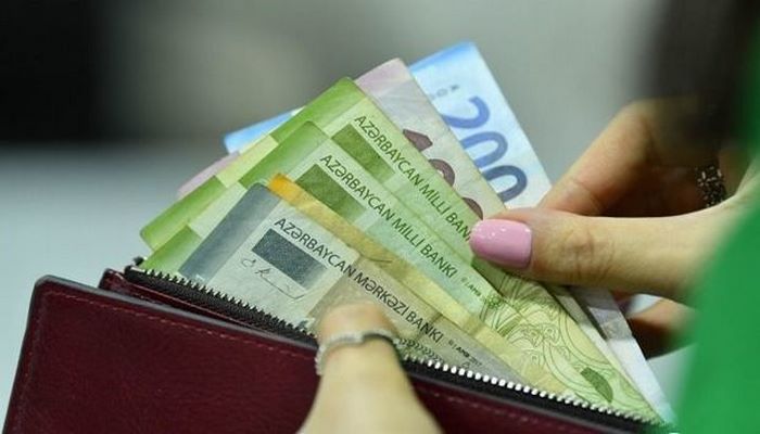 Azərbaycanın icmal büdcəsində iki milyard manata yaxın qalıq yaranıb