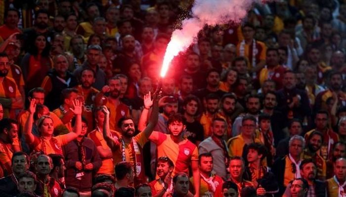 Azərbaycanlı azarkeşlərindən “Qalatasaray”a möhtəşəm qarşılama