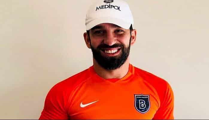 Arda Turan polisə aparıldı