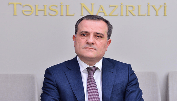 Təhsil Nazirliyi koronavirus imtahanından kəsildi – Ceyhun Bayramov adi problemi də həll etmək istəmədi