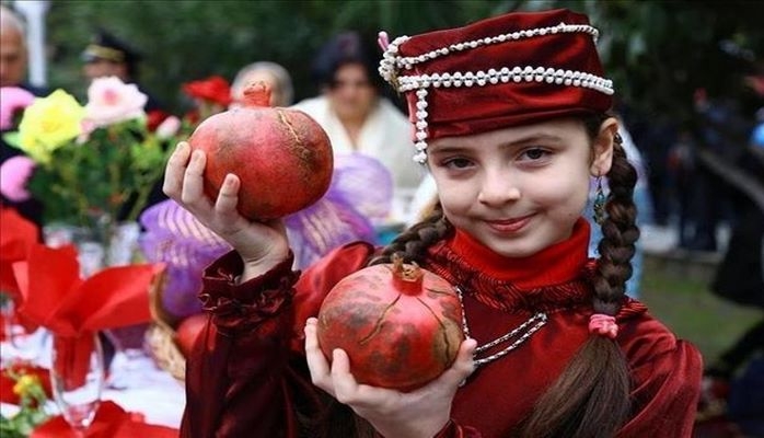 Праздник граната в Гейчае