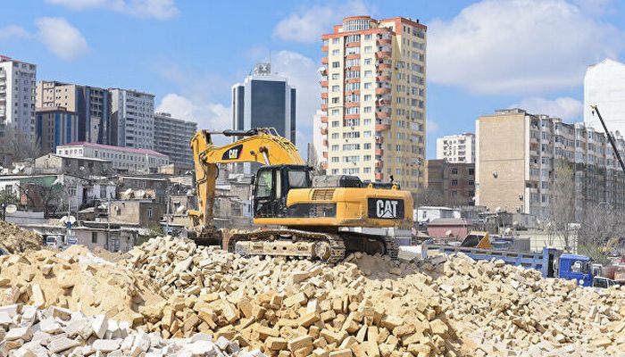 Bakıda köhnə binaların sökülməsindən sonra mənzillər bahalaşacaq?