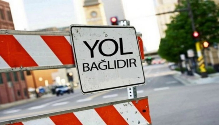 Bakının bir küçəsi avtomobillərin hərəkəti üçün TAM BAĞLANDI