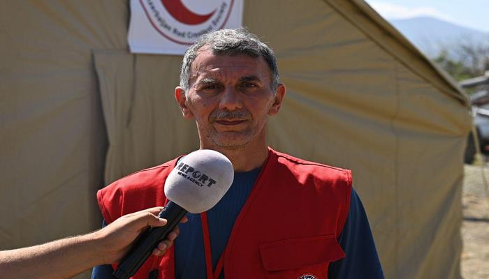 Baş katib: “Gətirdiyimiz yüklər Xankəndidəki erməniəsilli sakinlərə çatdırılana qədər burada qalacağıq”