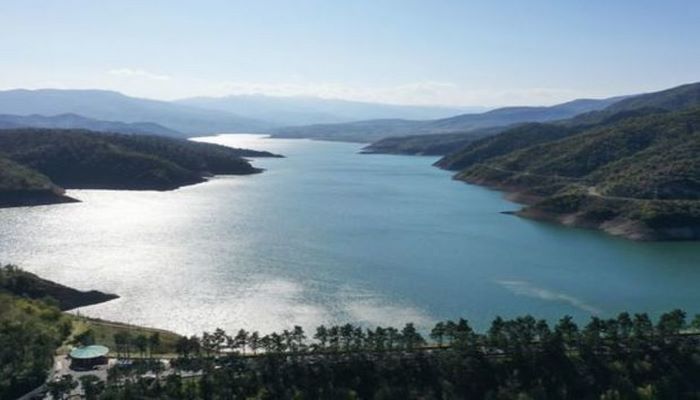 Baş nazir Sərsəng və Suqovuşan su anbarları ilə bağlı qərar imzalayıb