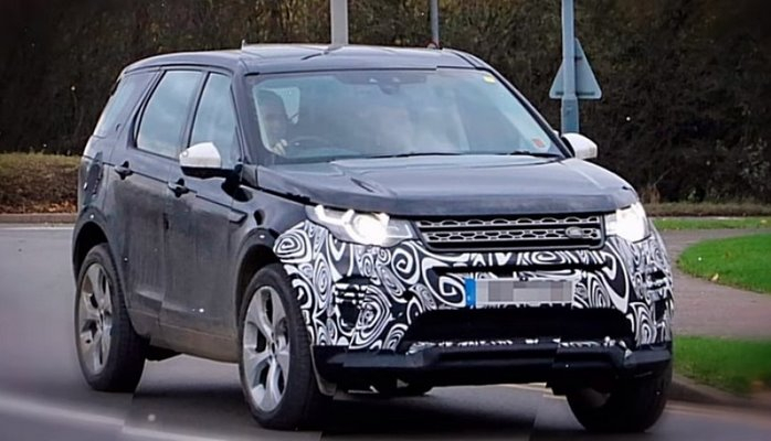 Land Rover вывел на тесты обновленный внедорожник Discovery Sport