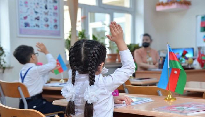 Bu gündən dörd şəhər, bir rayonda məktəblər bağlandı