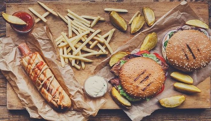 Azərbaycanda “fast food”ların sayı sürətlə artır