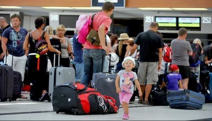 Türkiyəyə gedən turistlər vergi ödəyəcəklər