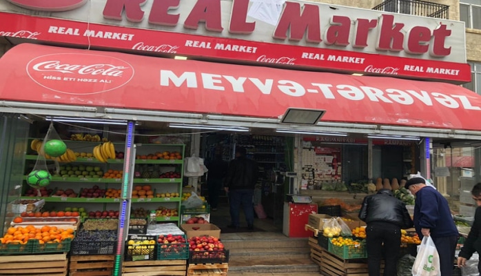 Bakıda istifadə müddəti bitmiş məhsullar satan market ifşa olunub