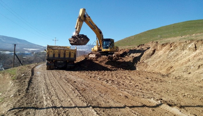 Şabranda 8 yaşayış məntəqəsini birləşdirən yeni avtomobil yolu tikilir