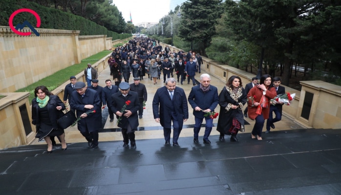 “180 minə yaxın məzunumuz olub”