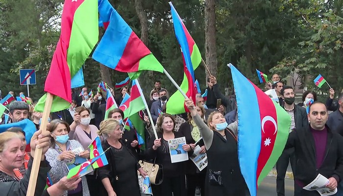 Döyüş iştirakçıları arasında təbliğat və təşviqat işləri davam edi