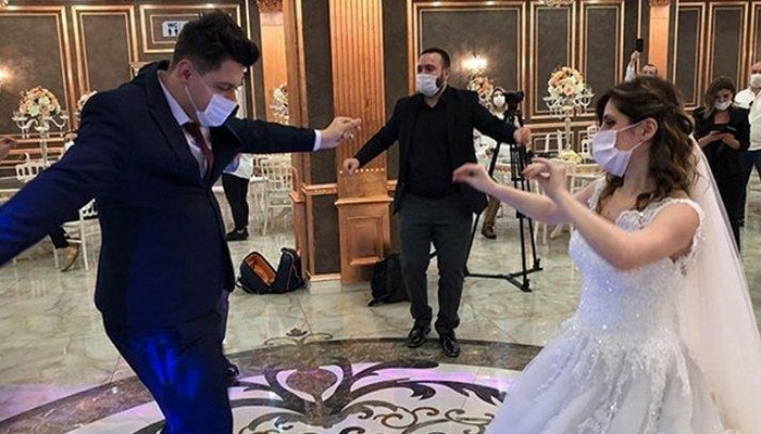 Düğünlerde gelin ve damat dışında kimse oynamayacak