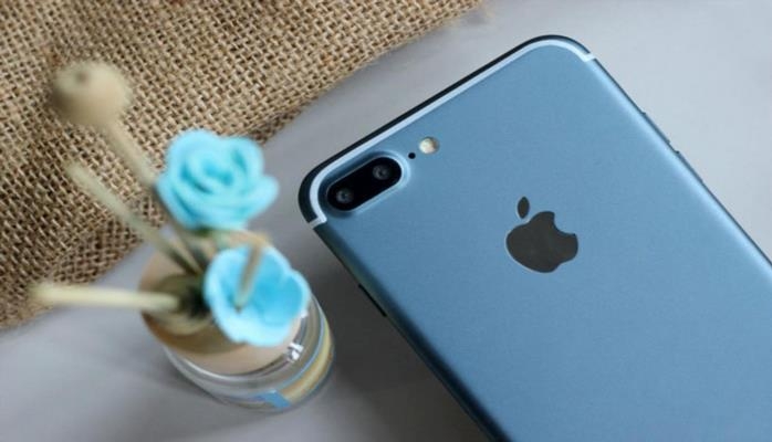 iPhone получит оригинальное название