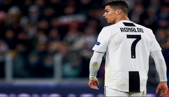 Ronaldo "Qızıl top"un mükafatlandırma mərasiminə getmir