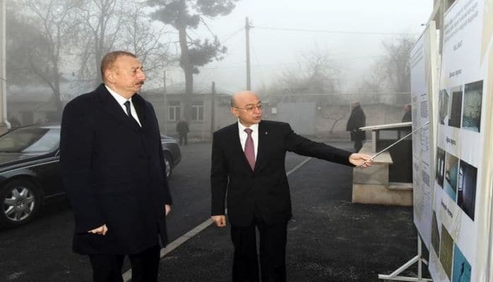 Ölkə başçısı Şamaxıda zəlzələdən zərər görmüş ailələr üçün yeni tikilmiş bina ilə tanış olub