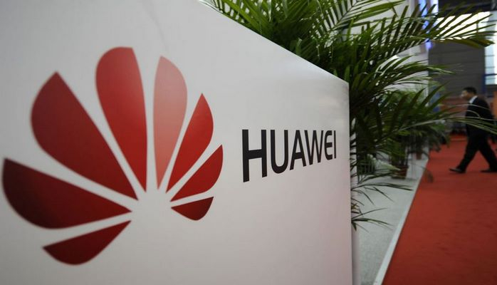 Huawei показала свои первые "умные" очки