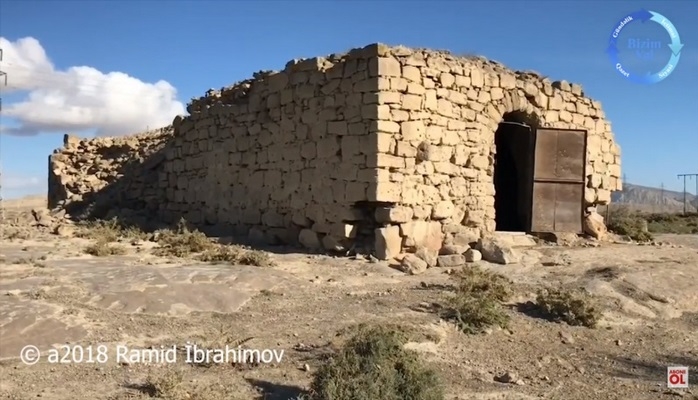 Bakıda tarixi abidə baxımsızlıqdan uçub dağılıb