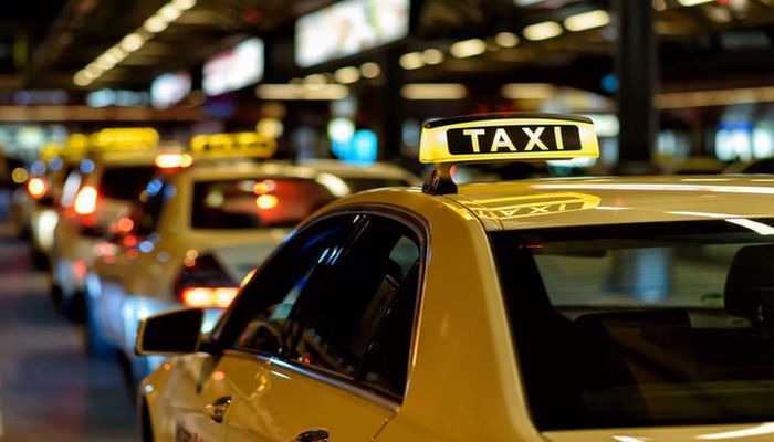 Ekspert: “Taksi sürücüləri qiymətlərdən, sərnişinlər isə keyfiyyətdən narazıdırlar”