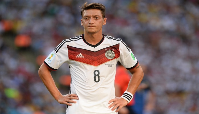 Məsut Özil Həzrəti Əlidən sitat gətirdi