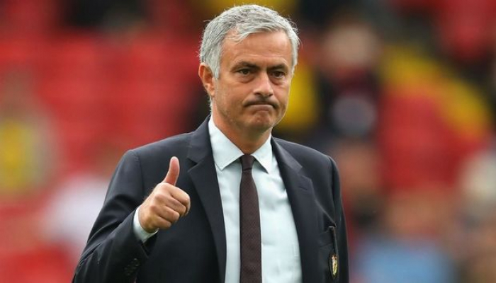 Mourinyo əmindir: “Mançester Siti” ikinci heyətlə də çempion ola bilər