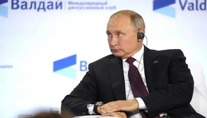 Həbs təhlükəsi: Putin sammitdən imtina etdi