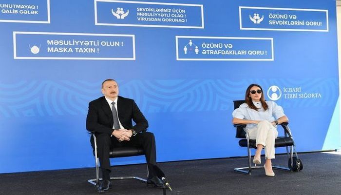 İlham Əliyev və Mehriban Əliyeva Bakıda modul tipli hospitalın açılışında