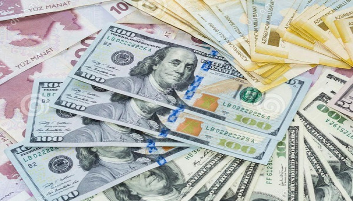 Dollar yeni günə köhnə qiymətlə başladı