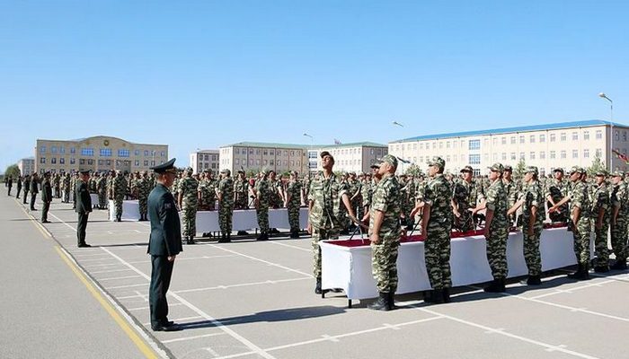 Naxçıvan Qarnizonu Qoşunlarında hərbi andiçmə mərasimləri keçirildi