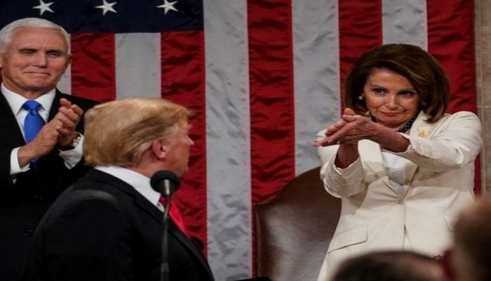 Pelosi COVID-19-u “Trampın virusu” adlandırdı