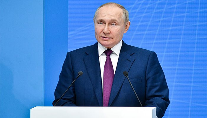 Putin Zelenskinin əvəzlənəcəyi tarixi açıqladı