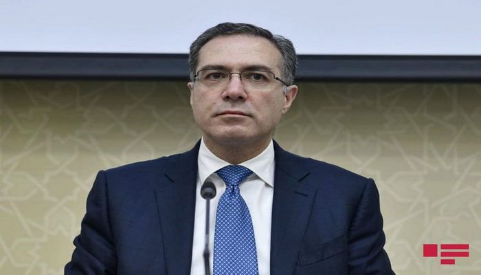 Şahmar Mövsümov: "Orta müddətdə neftin qiymətinin hazırkı səviyyədə qalması daha çox ehtimal olunur"