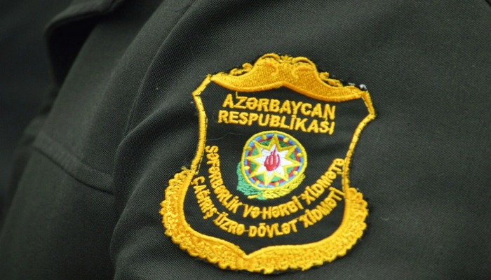 Səfərbərlik Xidmətinin avtobusu QƏZA TÖRƏTDİ - Hadisə yerindən GÖRÜNTÜLƏR