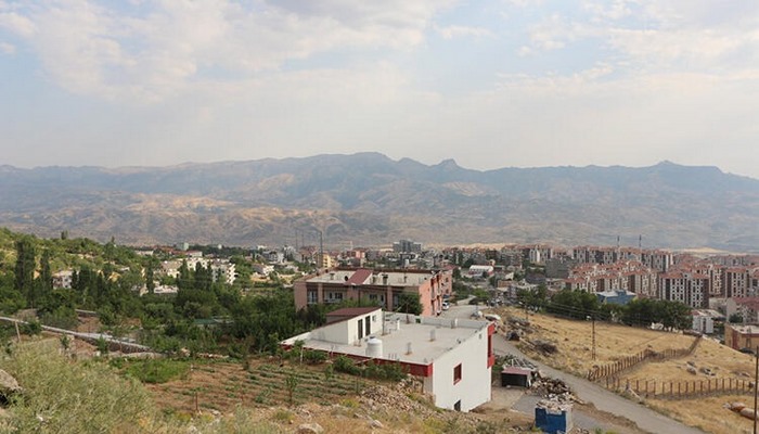 Şırnak'ta piknik yaparken kaybolan 2 kişiyi arama çalışmaları sürüyor