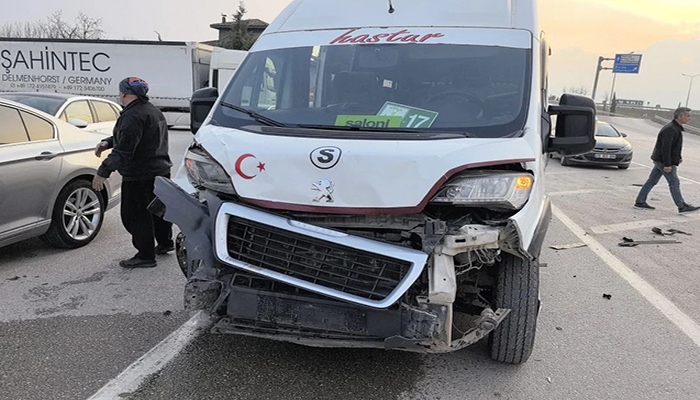 Türkiyədə məktəb avtobusu qəzaya düşdü - 10 yaralı