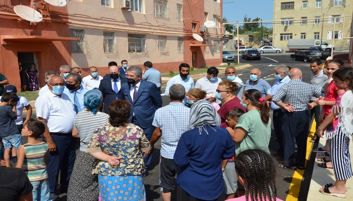 Yeni abadlaşdırılan həyət sakinlərin istifadəsinə verilib